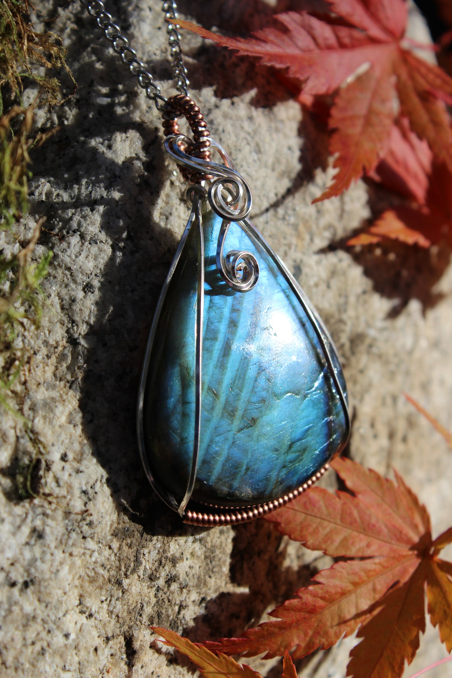 Teardrop Labradorite Pendant