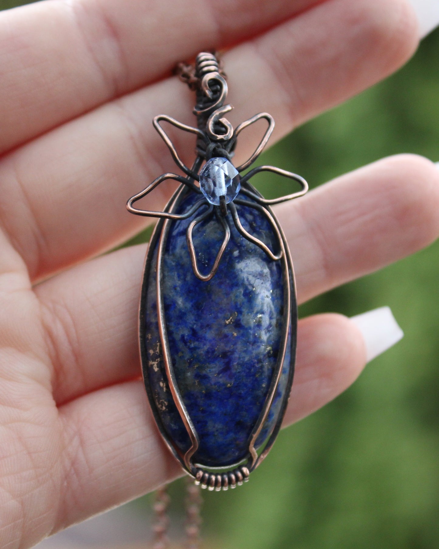 Blooming Lapis Latzuli Pendant Necklace